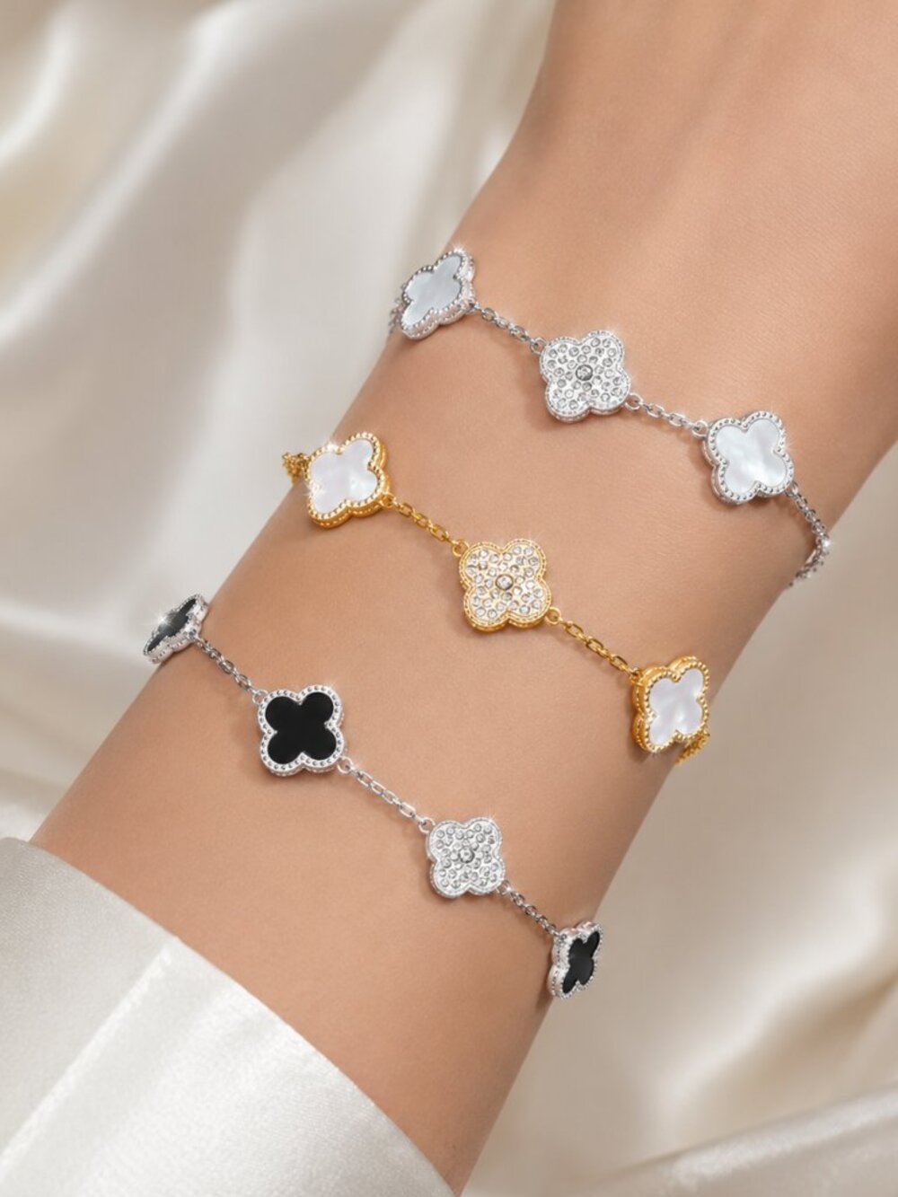 Four Leaf Clover Bracelet - Titanium Steel 18K Gold Plated Rhinestone